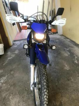 Moto Suzuki Dr 650