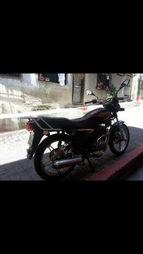 Moto Suzuki HJ. ¡Buen precio!