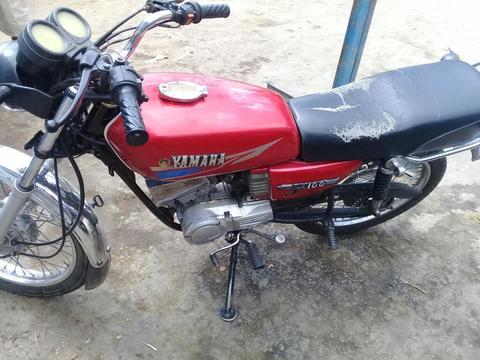 Moto Rx100
