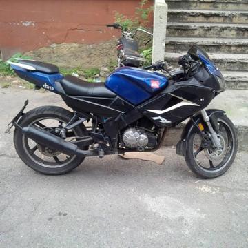 vendo o cambio mi moto