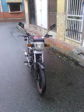 Vendo Moto Skygo 150 Año 2013
