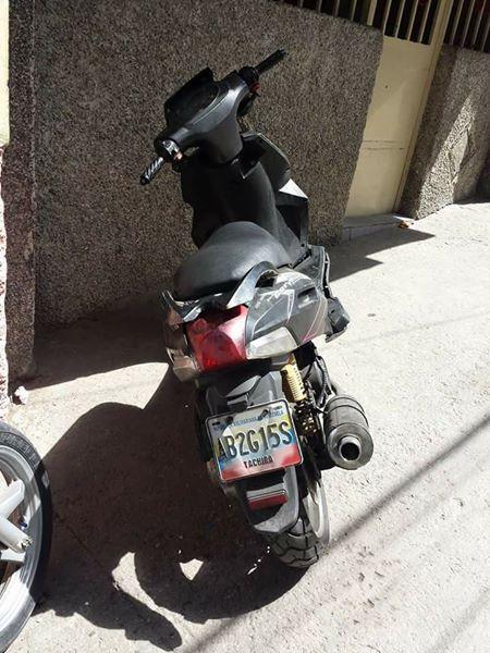 moto automatica bera con sis cauchos nuevos