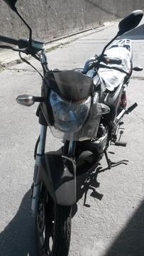 moto hjcool suzuki 2014