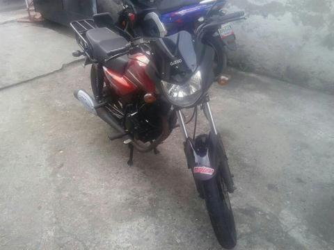 Se Vende Moto Um