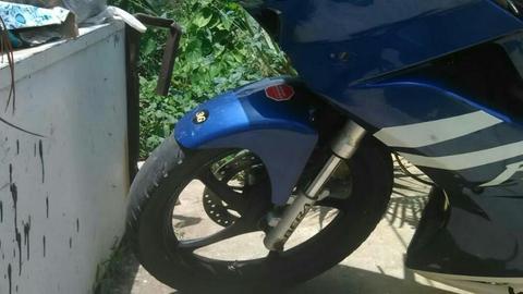 Vendo Moto Bera