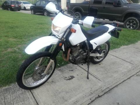 Vendo dr 650 barato nada de cambios