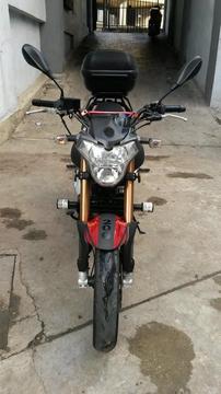 Vendo rkv rojo año 2014 04165357695