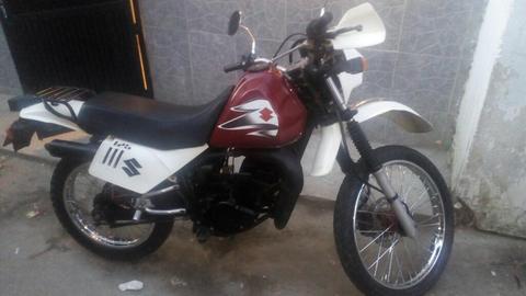 Vendo Ts Suzuki 125 Al Tlf 04242893515