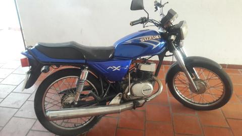 Moto Susuki 100ax