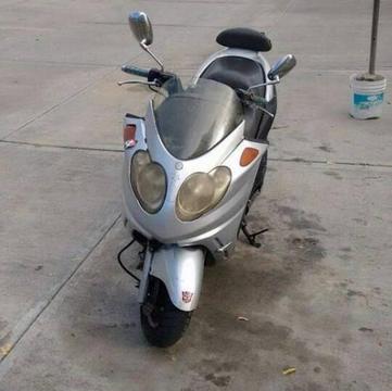 Vendo o Cambio Moto linhai300cc