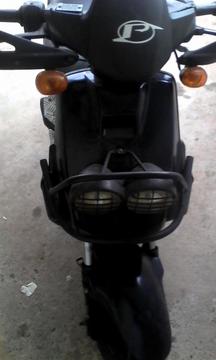 Moto biwis bera 2009 barata