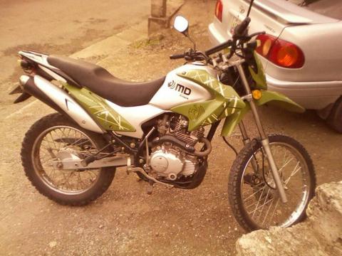Vendo moto MD 200 luchuza 2015