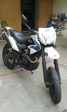 Vendo Moto Dt Bera