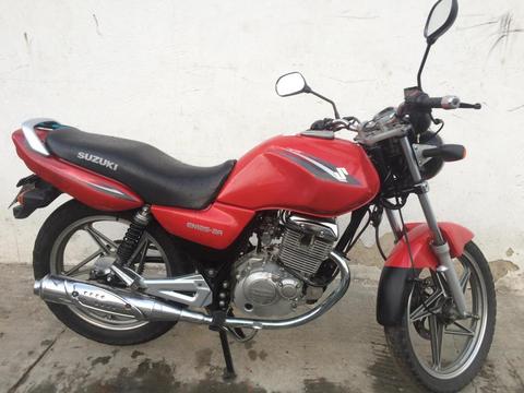 EN 125 SUZUKI