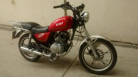 Vendo Moto Bera