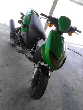 Vendo Moto