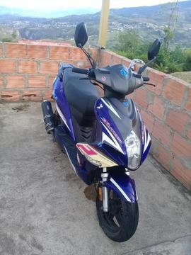 Se Vende Moto Bera en Buenas Condisiones