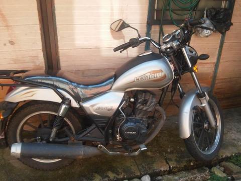 Moto Loncin Eagle