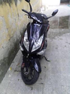 se vende moto