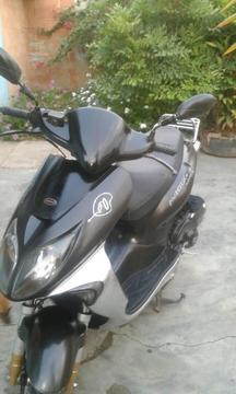 se vende moto MATRIX ELEGANCE