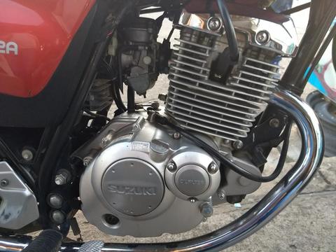 Suzuki 2011 En125