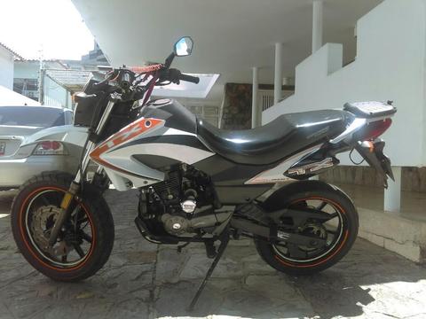 Vendo Tx 200 Poco Uso, Detalles Minimos