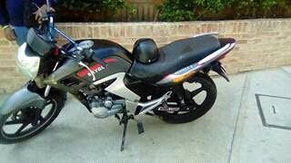 Vendo moto skygo 200 año 2013... negociable