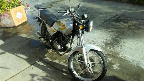 Vendo Hj 150 Año 2011