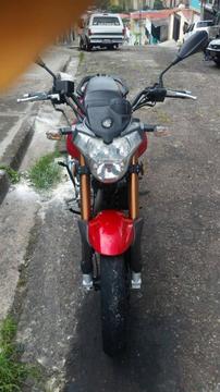 Vendo Moto Rkv