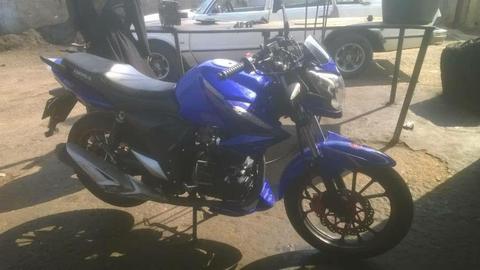 vendo moto bera 200