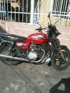 moto bera socialista