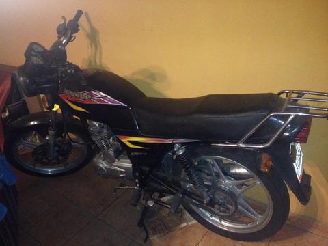 Moto Hj 2012