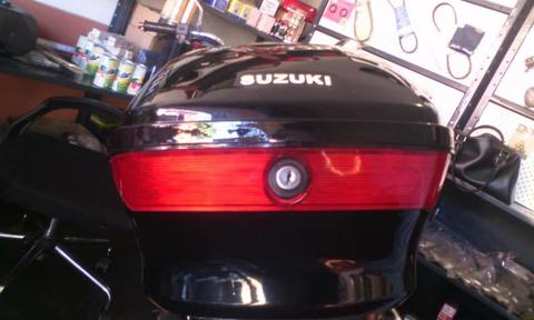 Vendo Maletero para Moto Gn Suzuki
