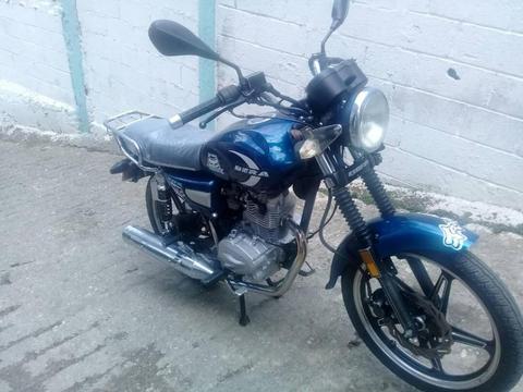 se vende moto bera