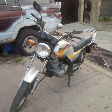 Se vende Moto Hj