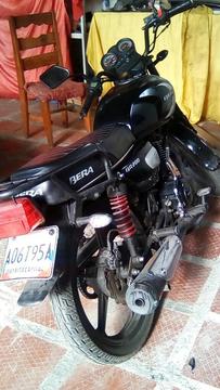 Vendo Moto Bera 200