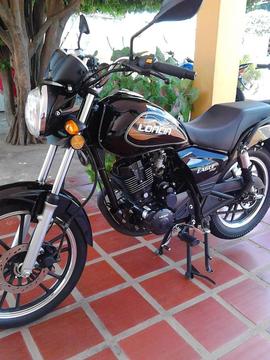 SE VENDE MOTO LONCING