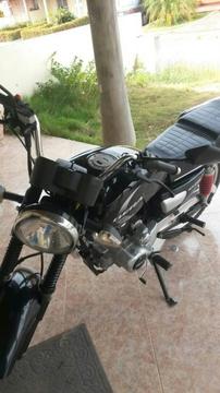 Moto Bera 200