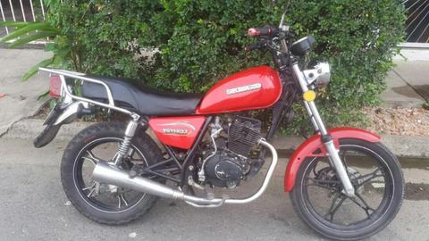 Vendo Moto Skygo 2012