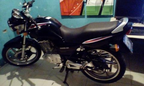 Se Vende Suzuki en 2012/ Como Nueva