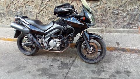 Suzuki V-strom 650