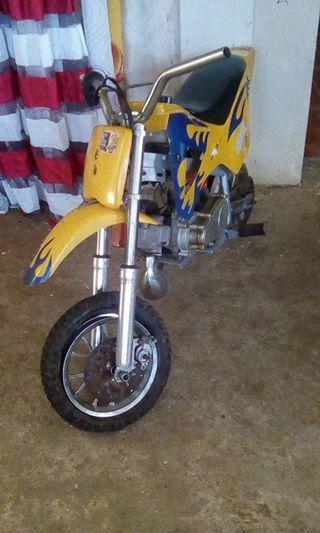 Moto 50cc para niños