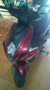 se vende por motivo de viaje scooter bera runner 2013 en muy buenas condiciones!