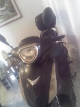 se vende moto skygo elegance