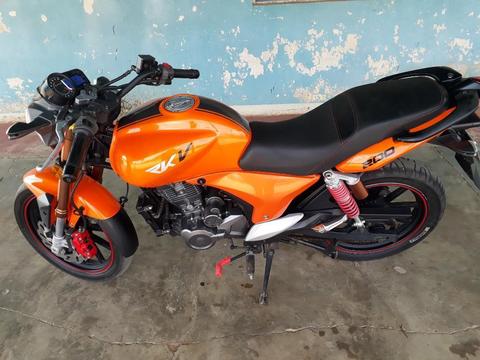 Moto Rkv 200