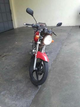 Moto Suzuki en 2013