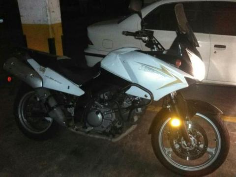 V-strom 650 Blanco 2011