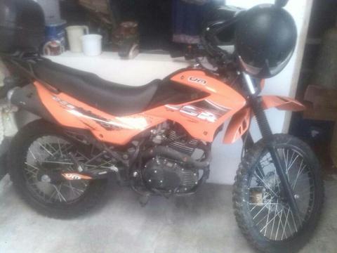 Moto Um 2013 2250km