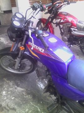 se vende suzuki hj