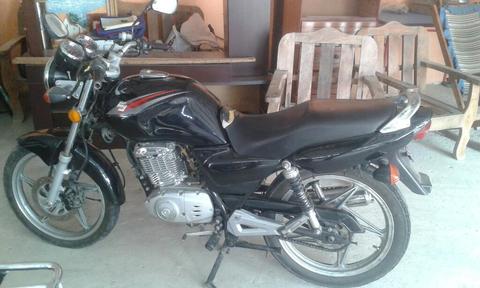 Moto Suzuki en en Buen Estado